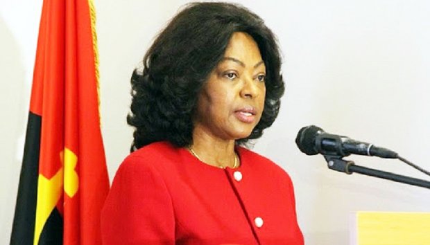 Impedimento Constitucional: Presidente João Lourenço está constitucionalmente impedido de incluir a sua esposa, Ana Dias Lourenço, como candidata nas eleições de 2027, devido à sua dupla nacionalidade